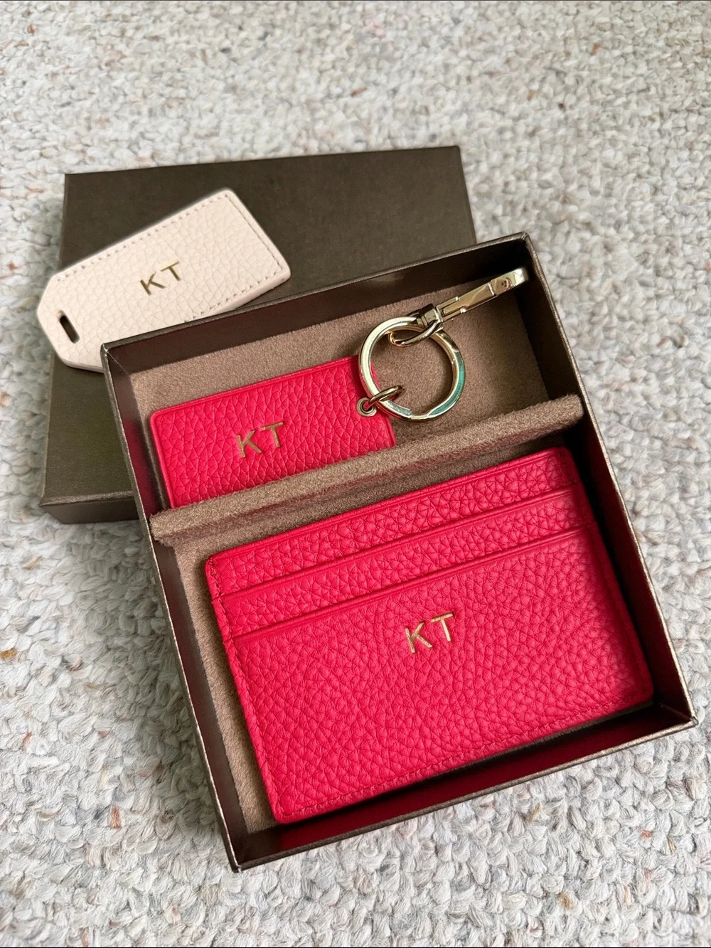 Leatherology Monogrammed Red Leather Card Holder & Keyring Set